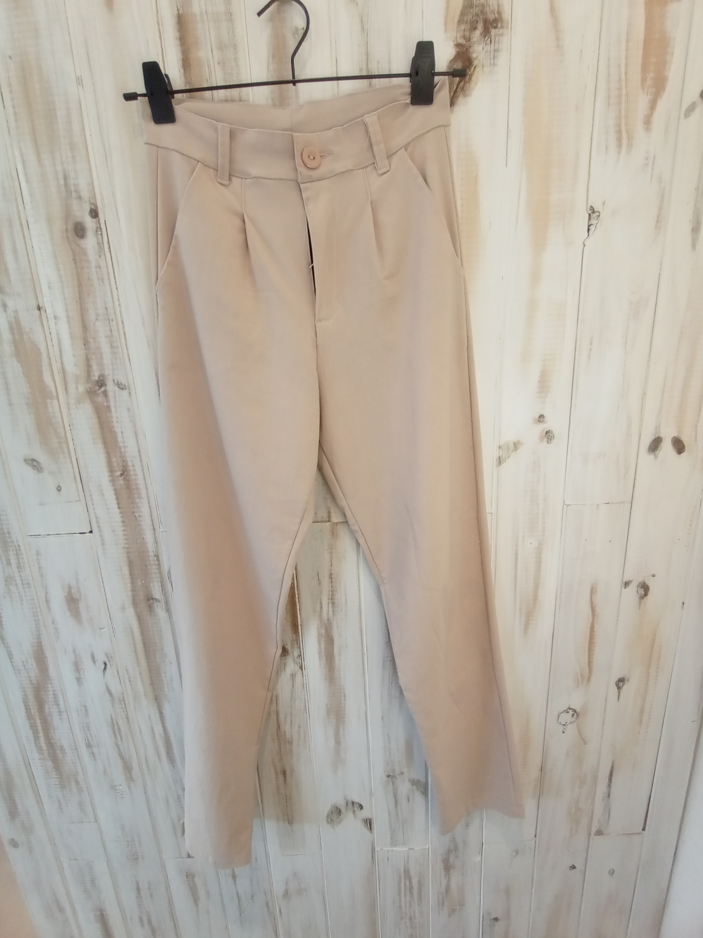 Pantalón de vestir bengalina color beige talle 42