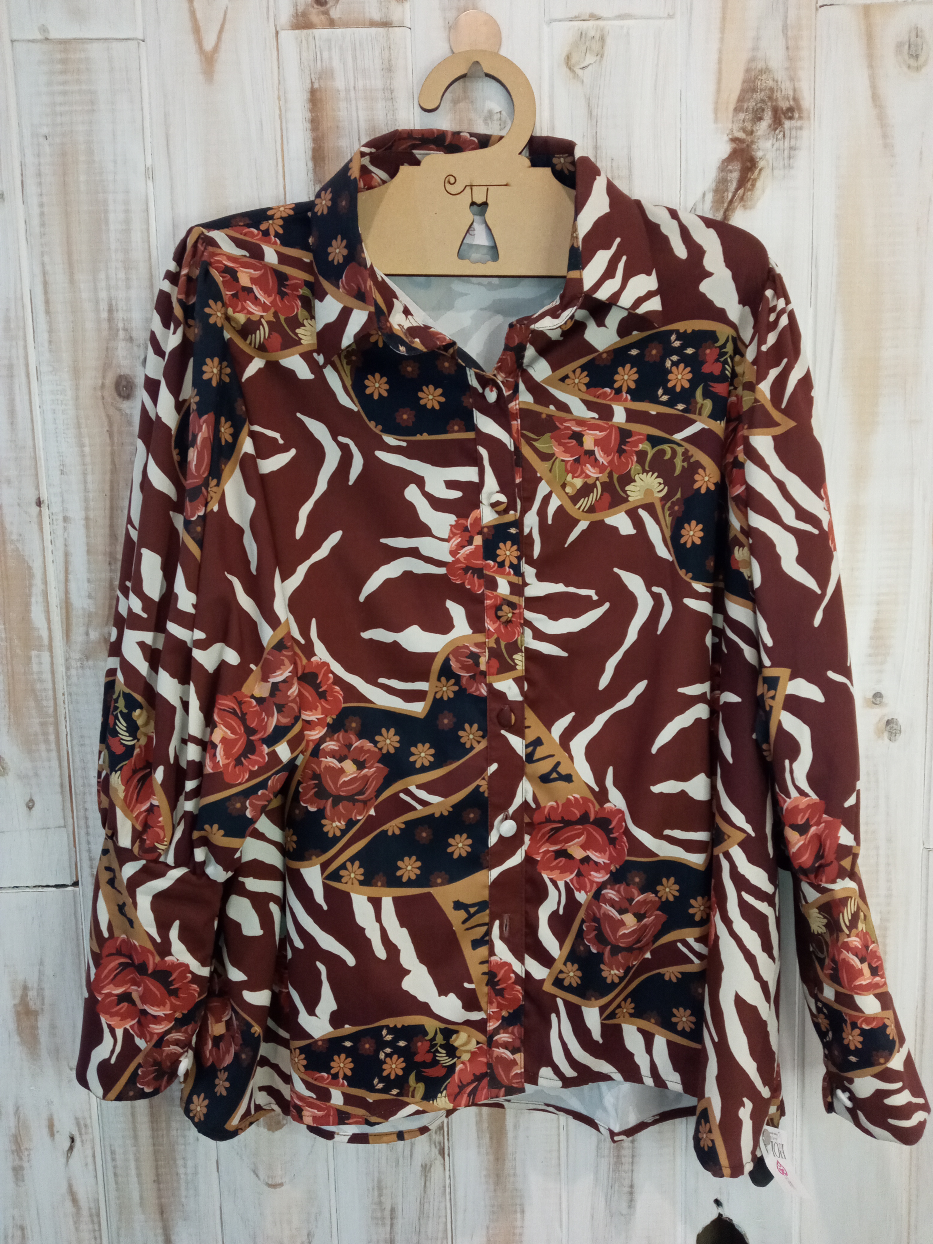 CAMISA EN TONOS MARRONES