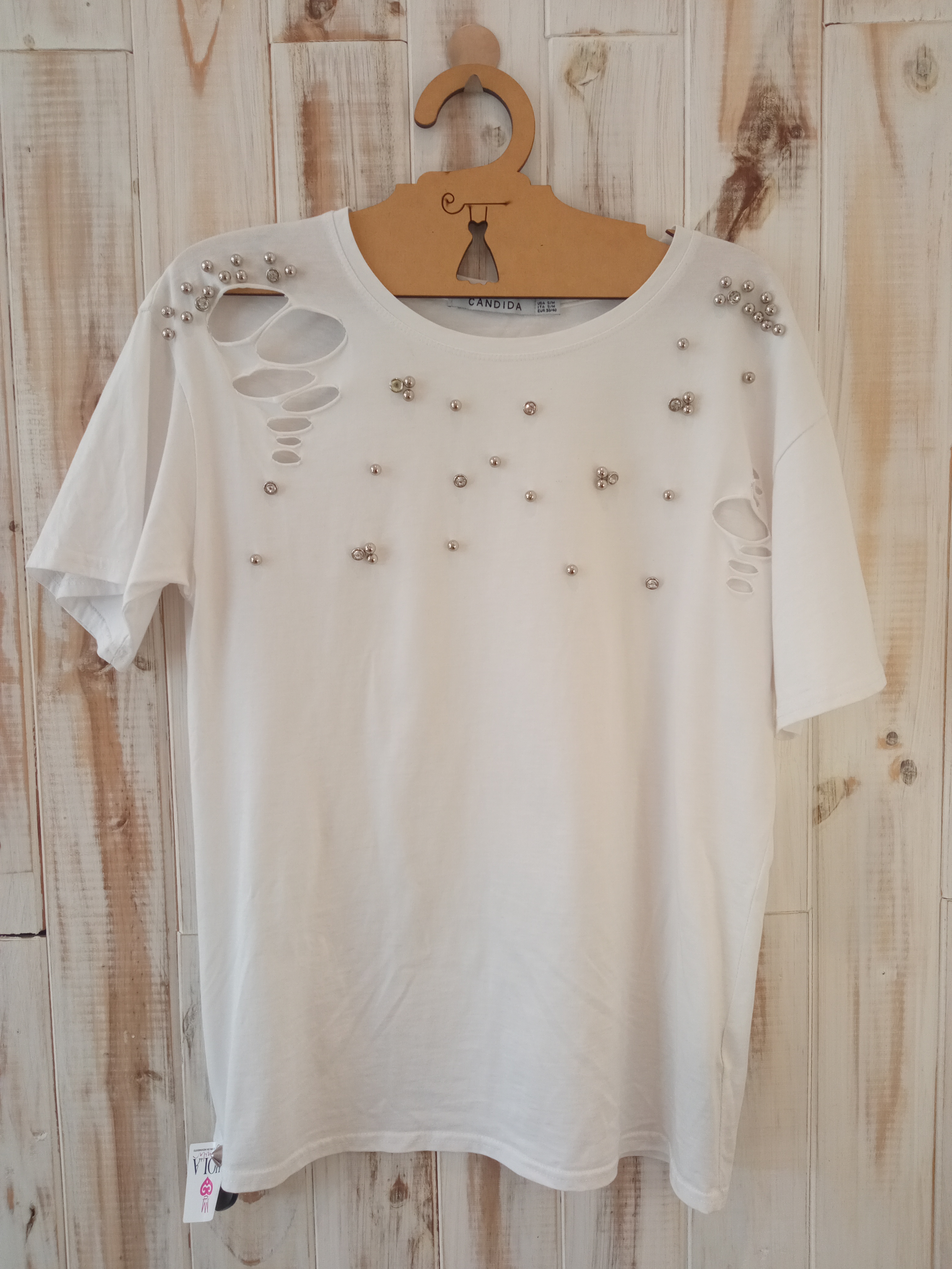 REMERA BLANCA MANGA CORTA