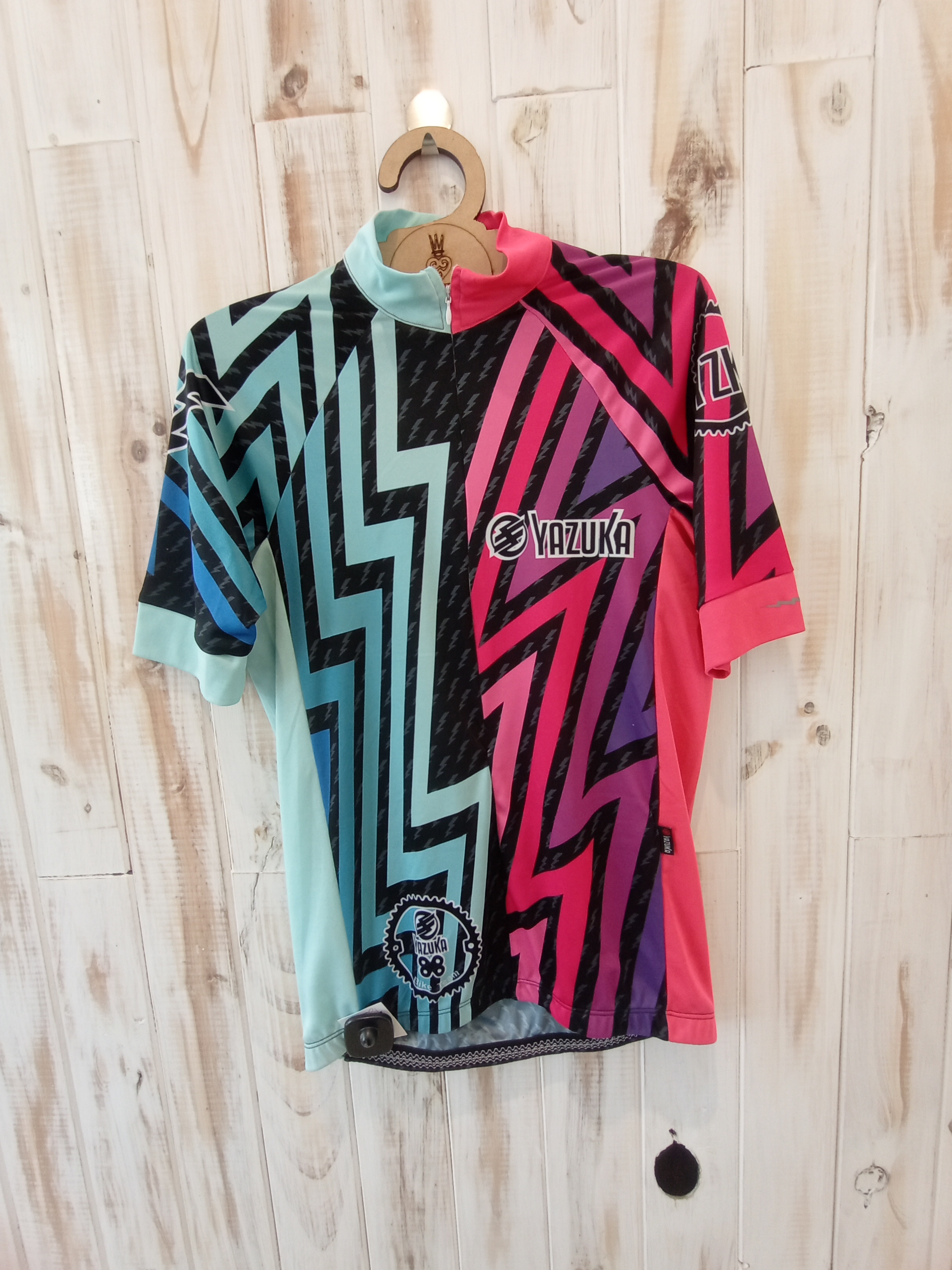 Remera bike yazuka con rayos