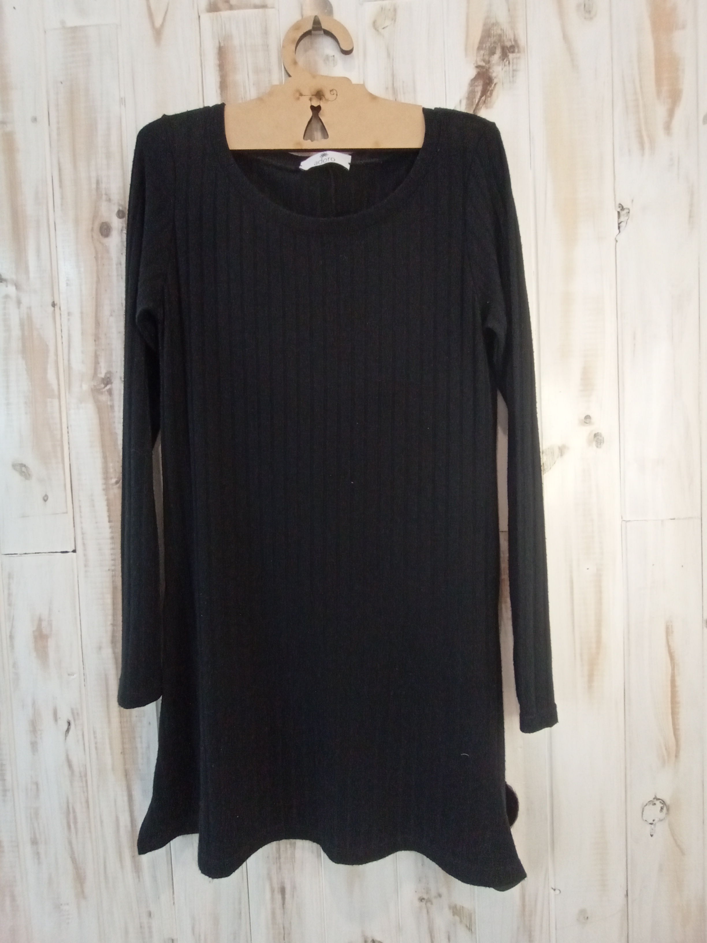 Vestido negro largo de hilo