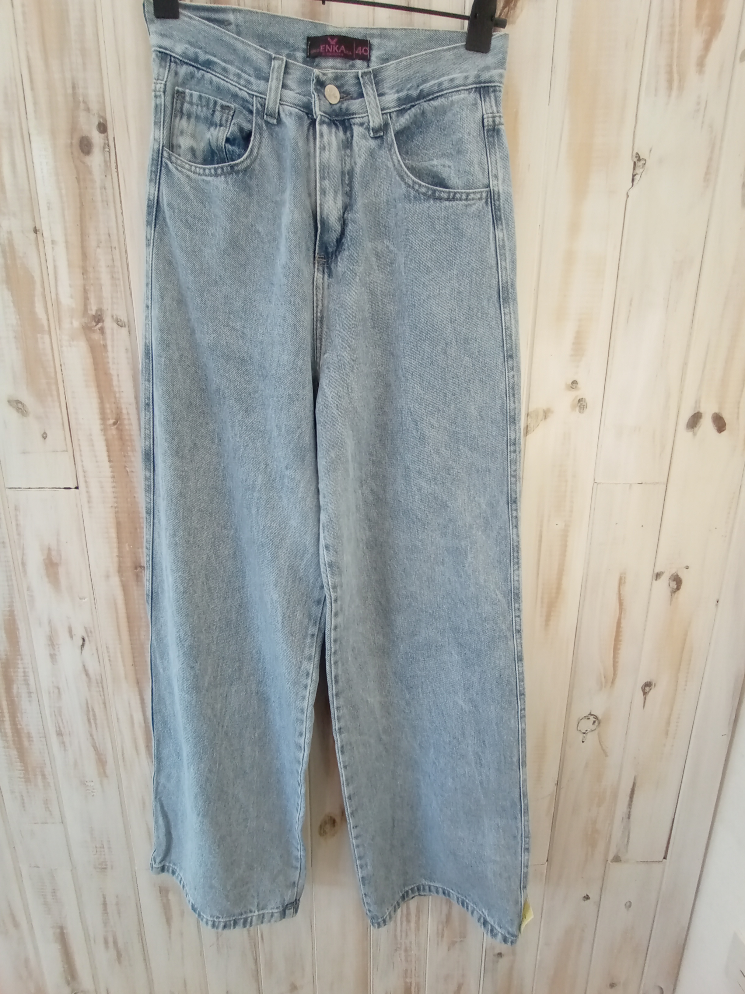 Jean azul claro mom marca ENKA